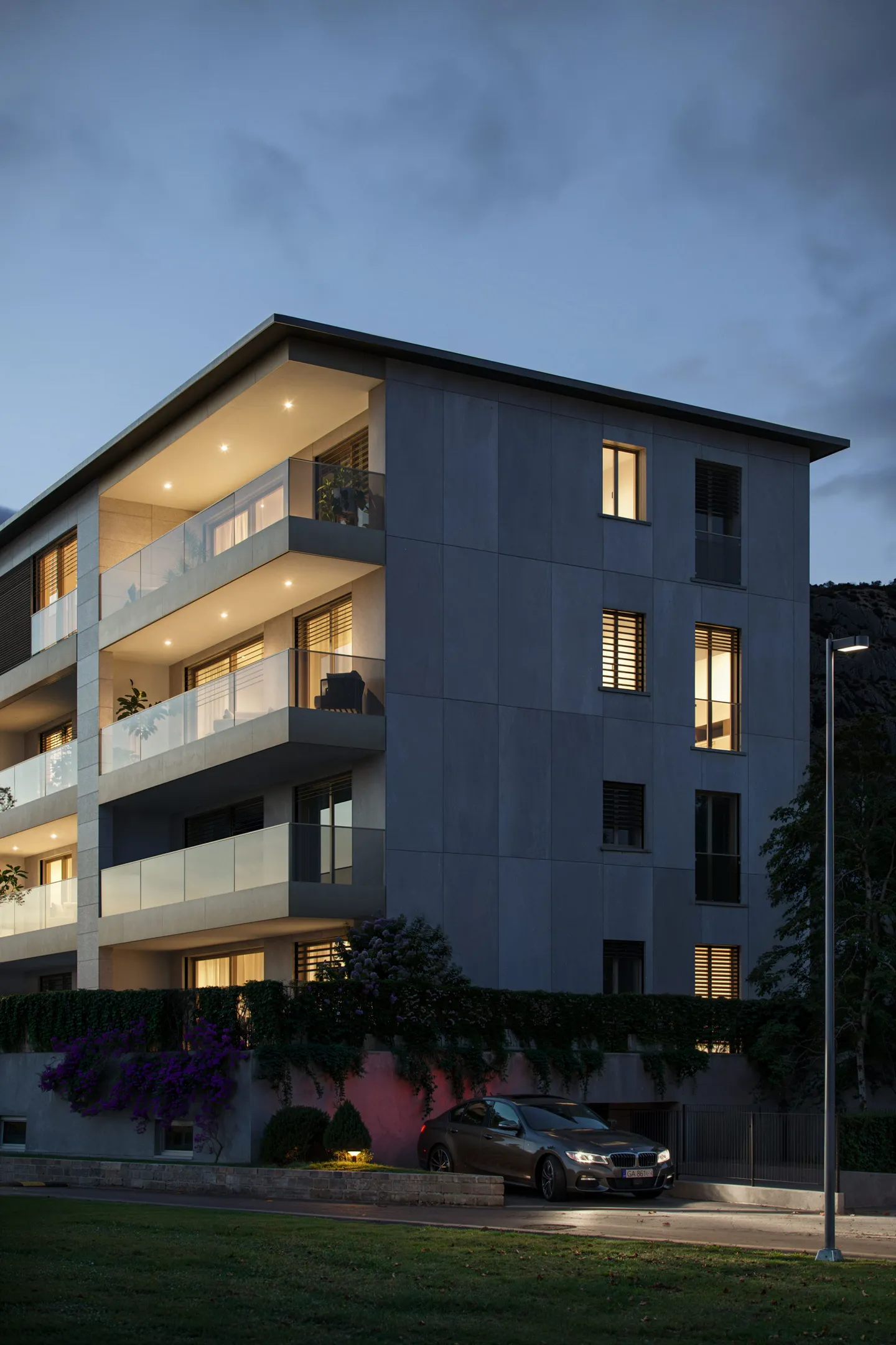 Exclusive penthouse 4.5 rooms with lake view in Agno, TI - New construction property - Photo 1 of 6