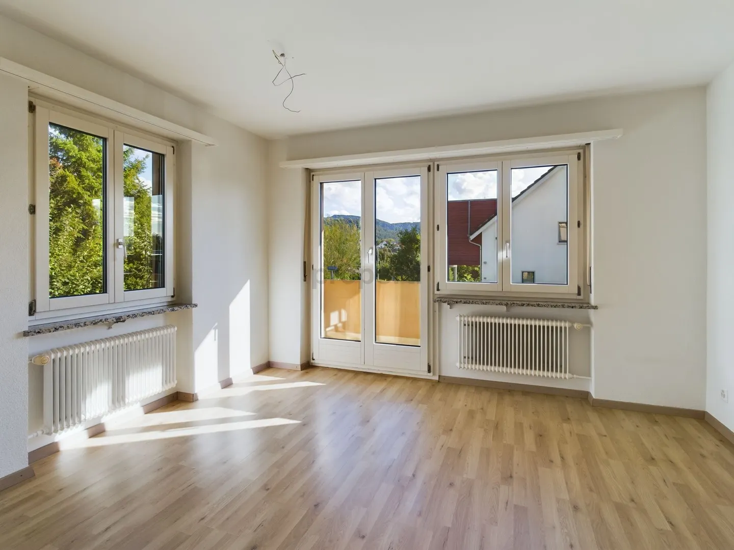 Recently Renovated, Spacious Kitchen & Sunny Living Environment! - Photo 9 of 13