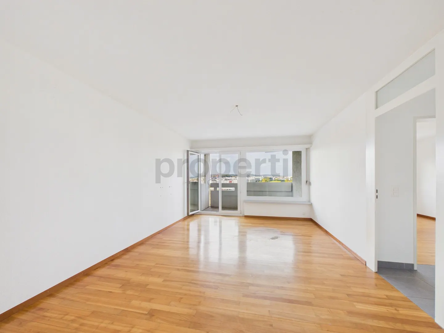 Charmante Wohnung mit Balkon - Foto 1 von 8