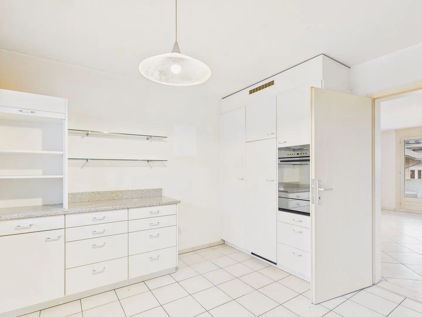 Spacious 3.5-room apartment with balcony, Zuzwil - Photo 6 of 13