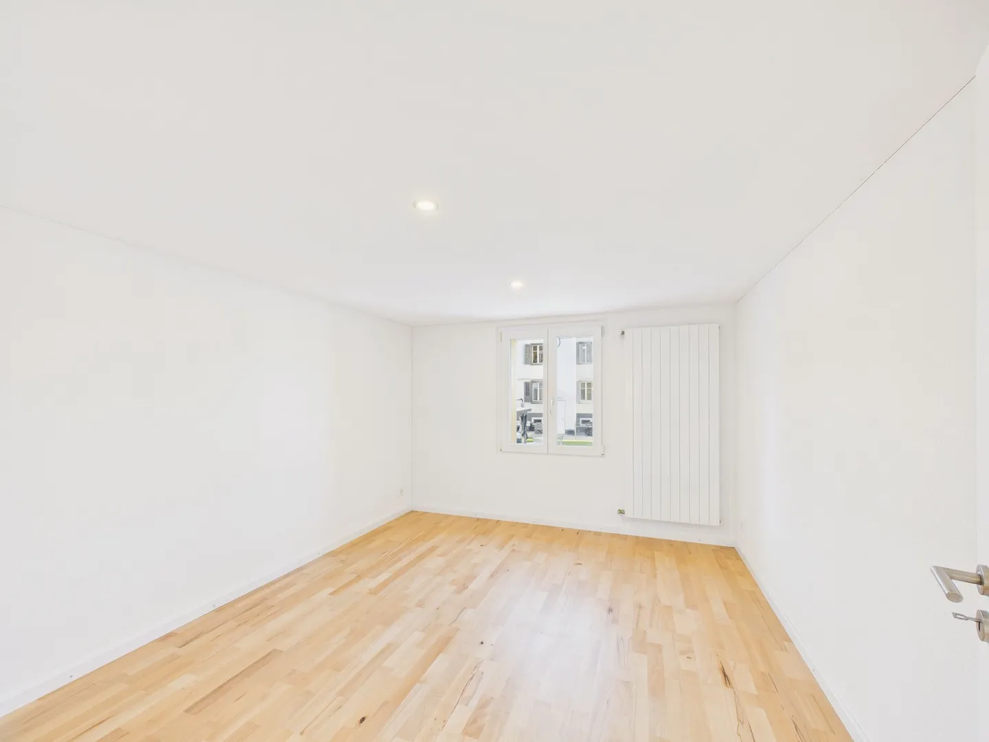 Casa moderna multi-generazionale con tre appartamenti separati in una posizione privilegiata a Goldach (SG) - completamente ristrutturata, soleggiata e versatile - Foto 8 di 13