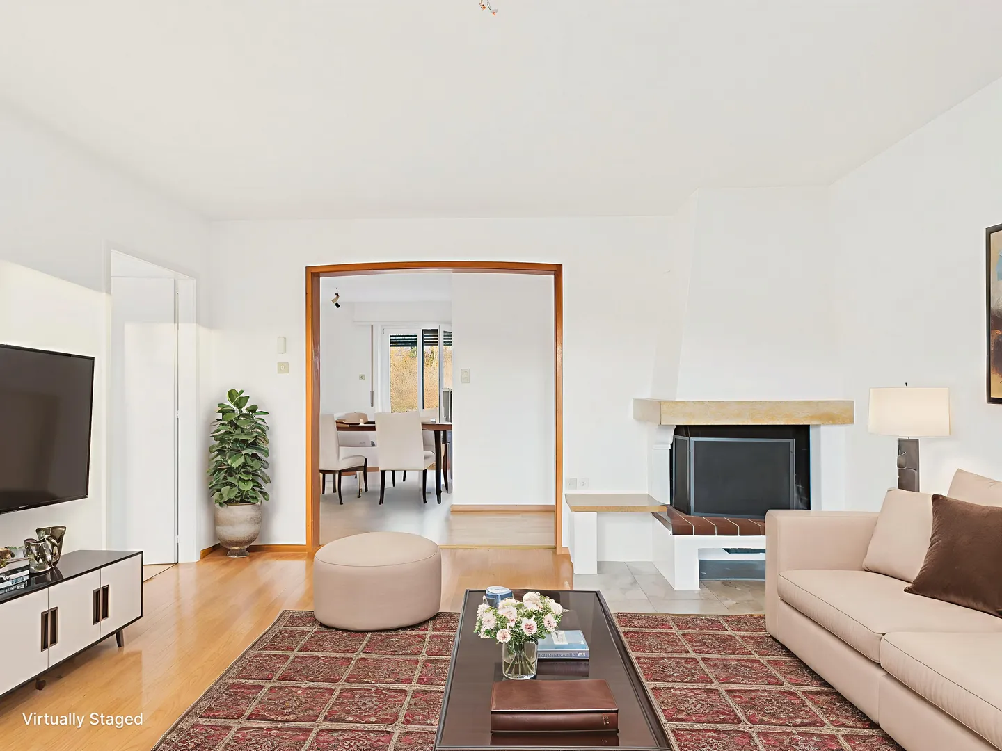 Spacious 4.5-room apartment in a small quiet building in Delémont - Photo 1 of 13