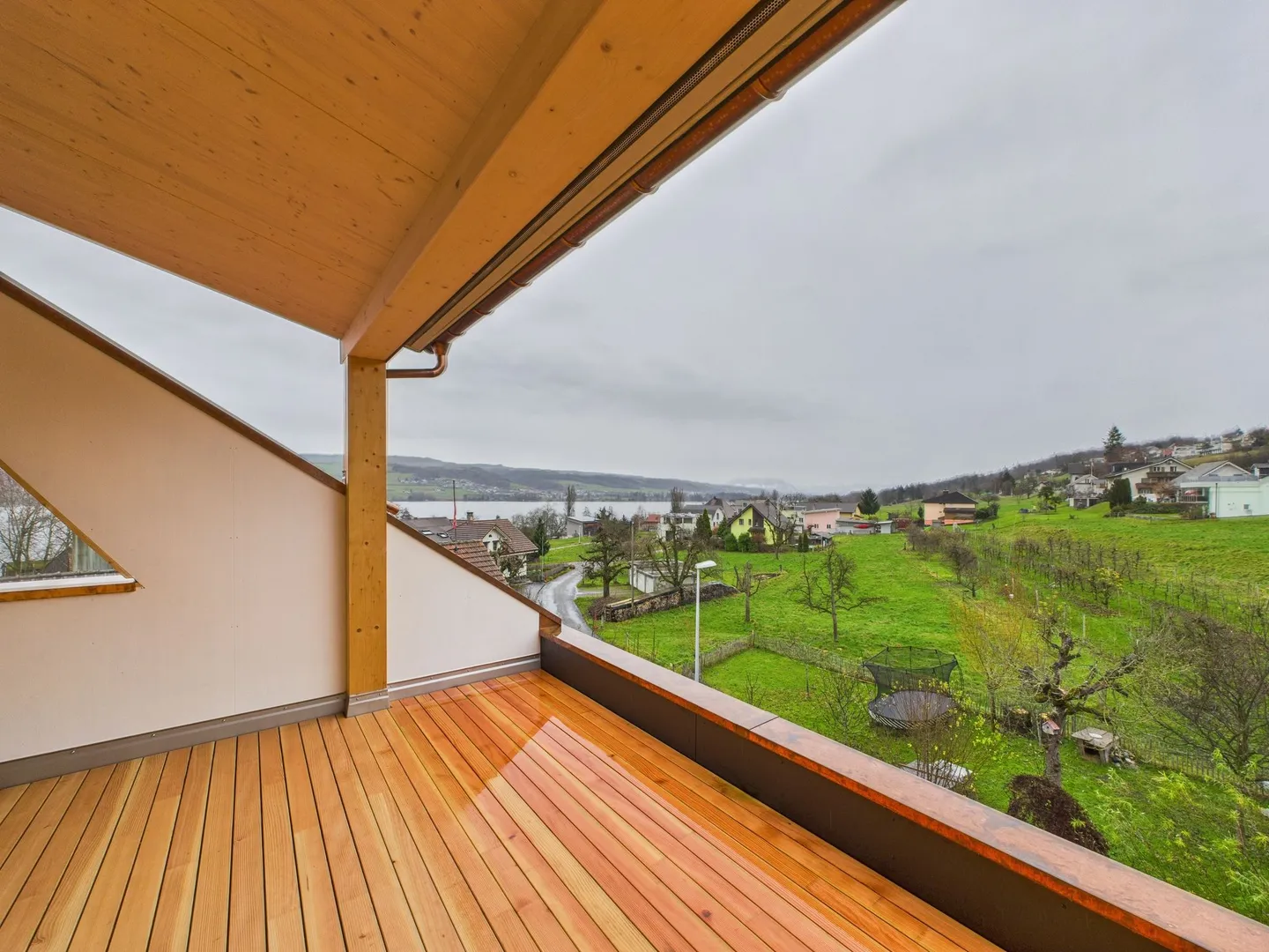 Appartamento moderno di 3,5 stanze in posizione centrale a Beinwil am See - Foto 8 di 9