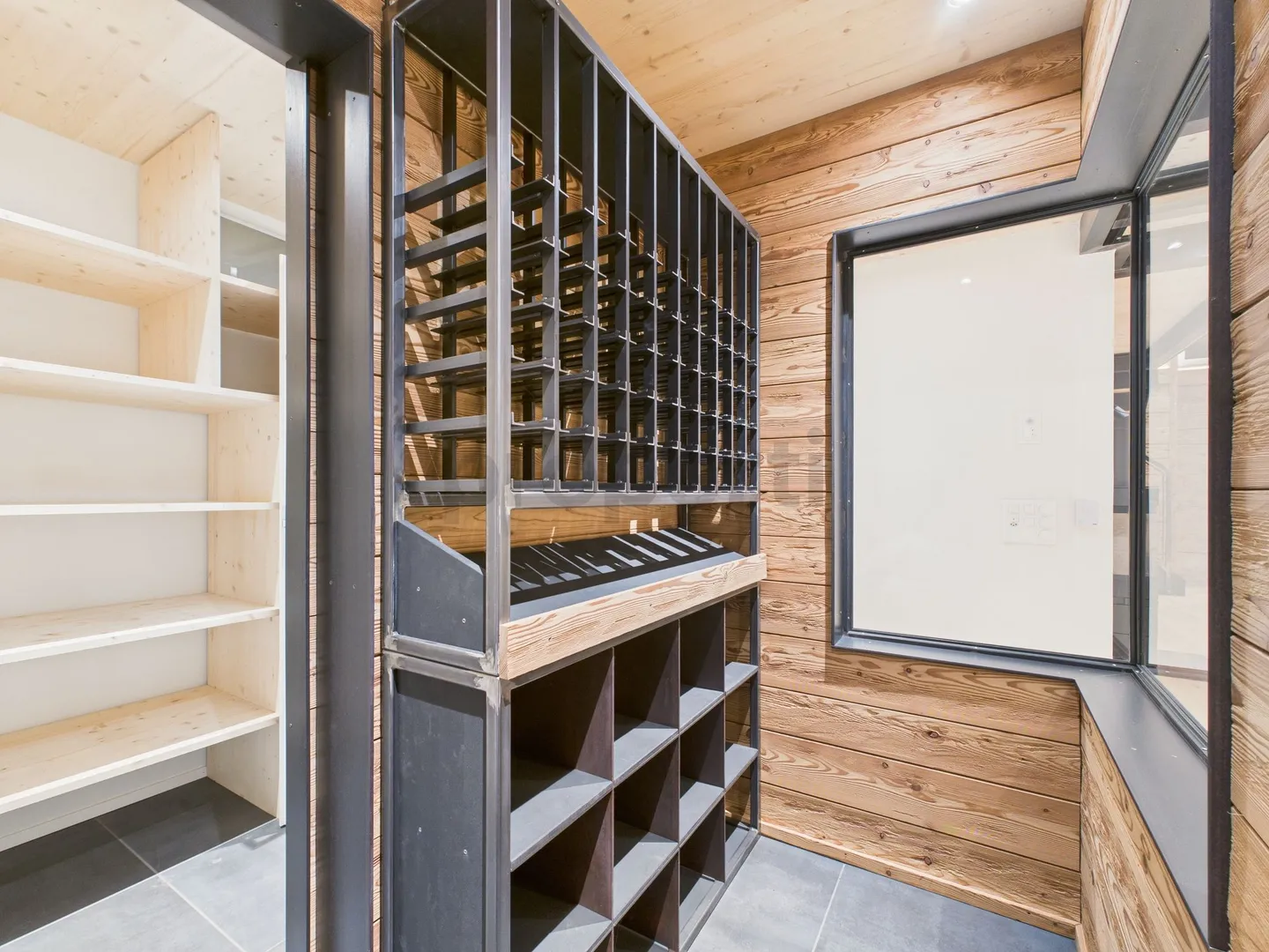 Moderno appartamento duplex di 3,5 stanze con balcone a Röschenz - Foto 9 di 13