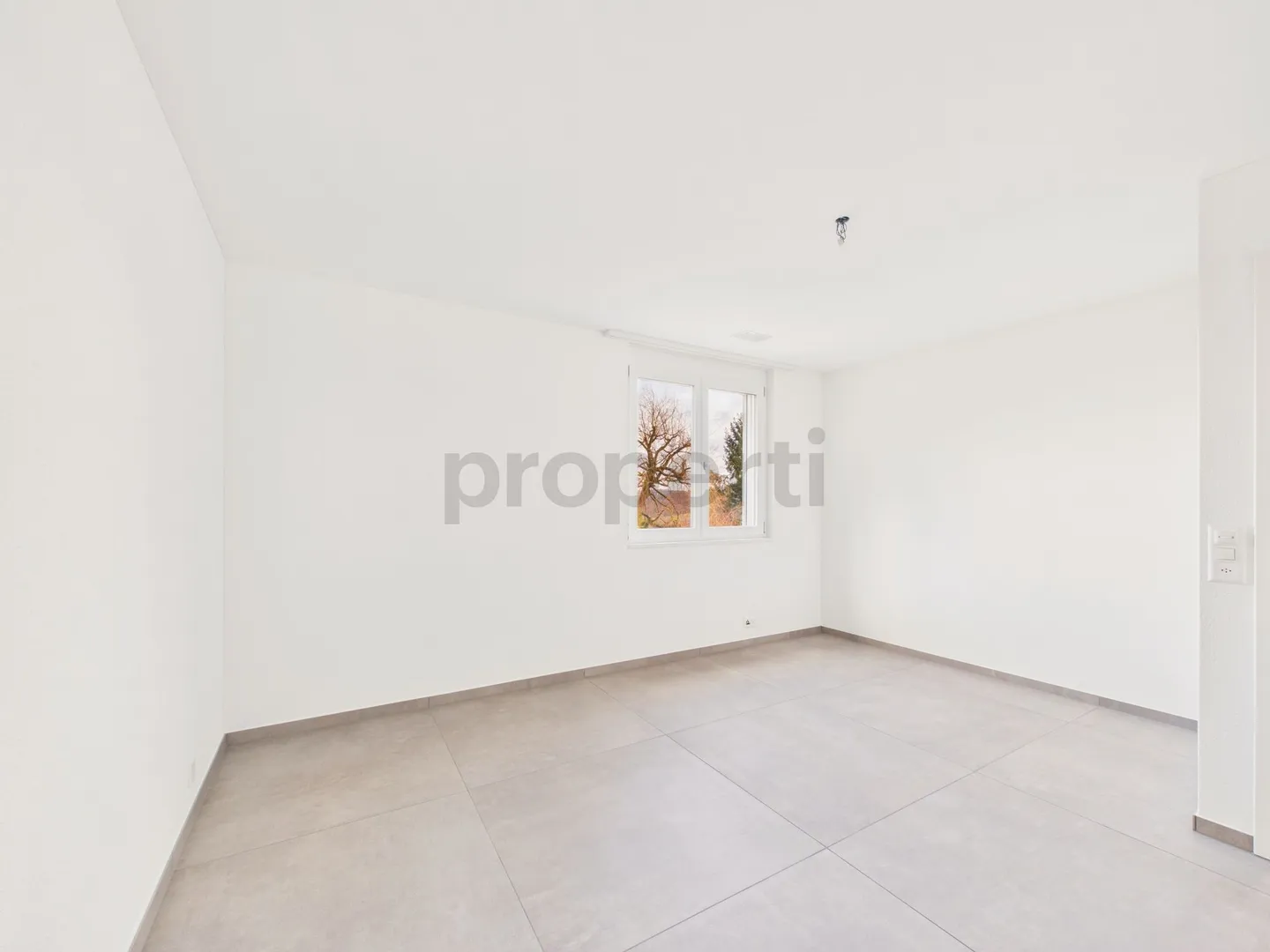 Renovierte Wohnung mit Balkon - Foto 5 von 7