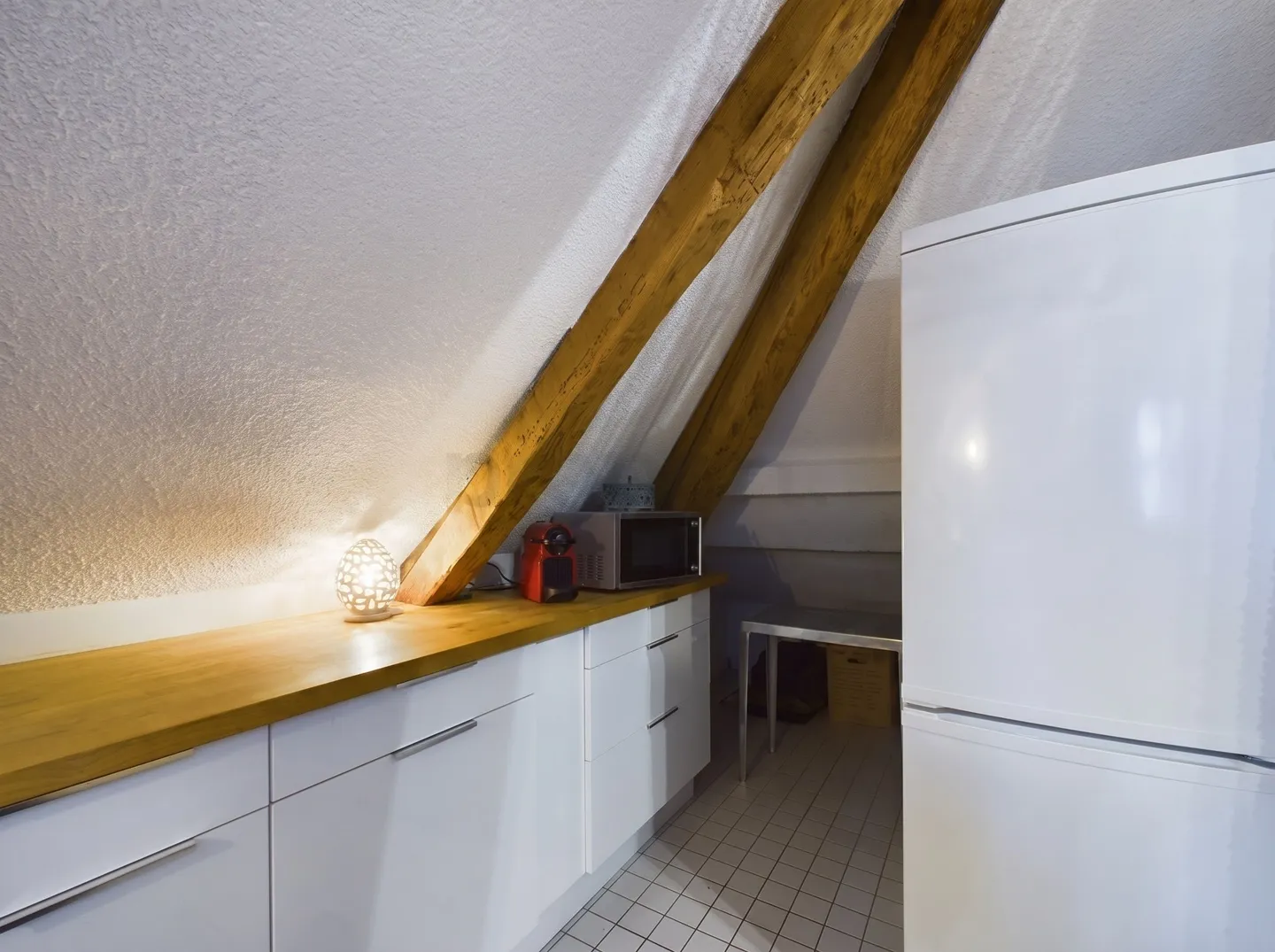 Loft Apartment in a Central Location - Photo 4 of 8