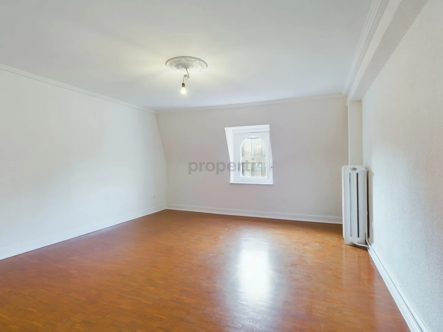 5.5 Room Apartment Central Location in Solothurn - Photo 4 of 9
