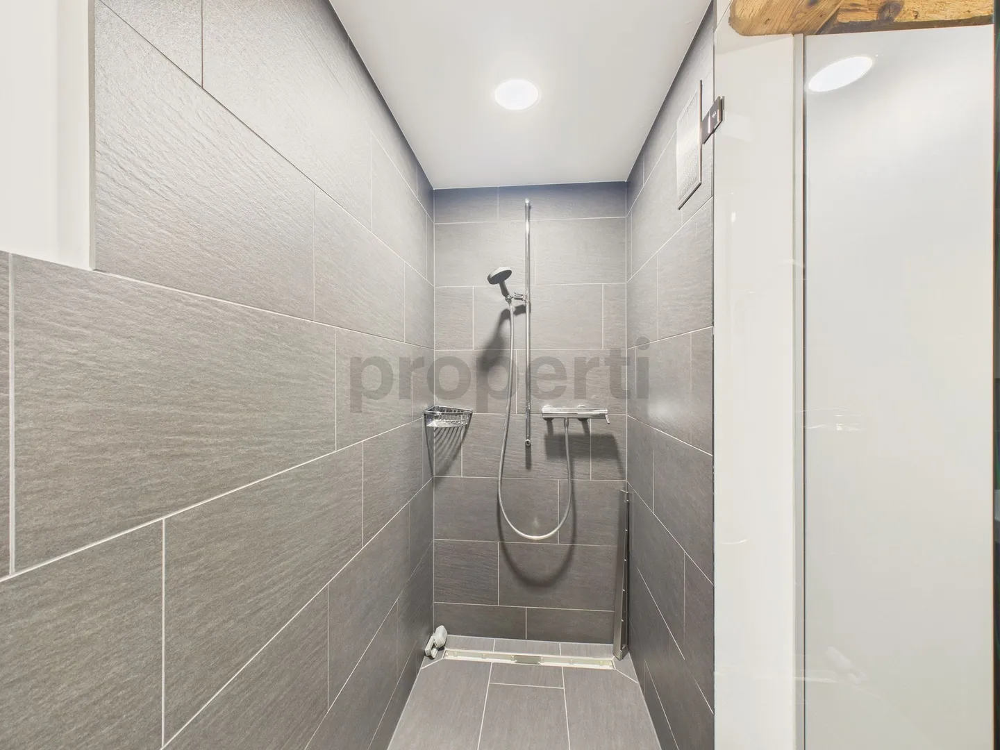 Appartamento duplex 3.5 stanze (124/m²) Direttamente sulla Murg, standard Minergie - Foto 9 di 13