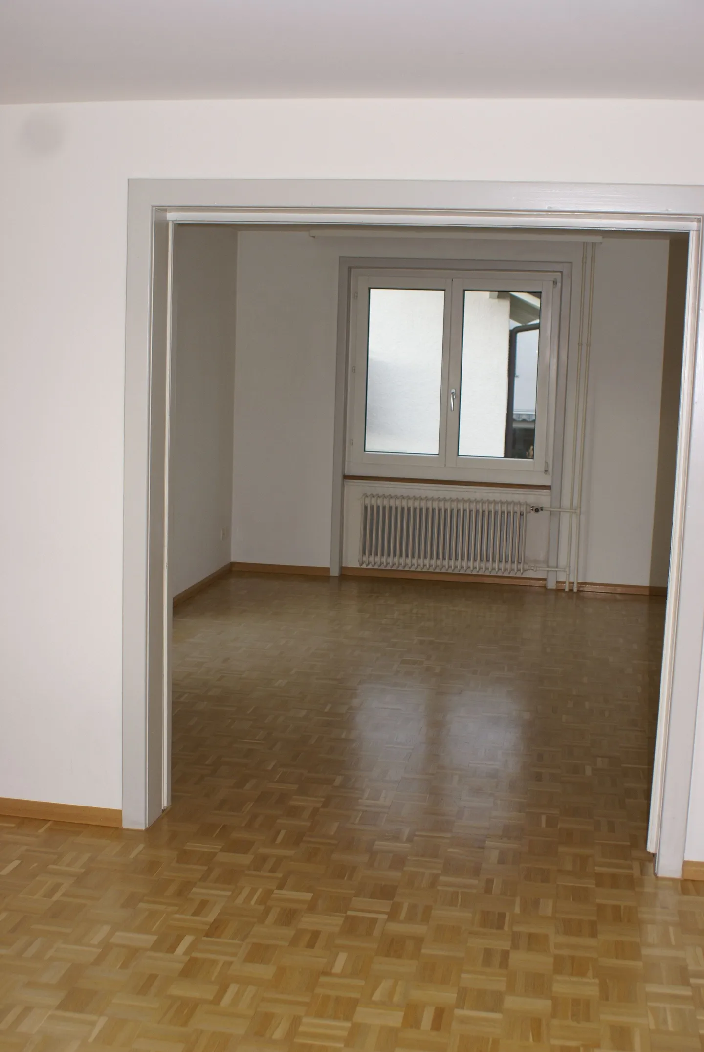 Bright 4-room apartment in an attractive residential area in Murten - Photo 5 of 9