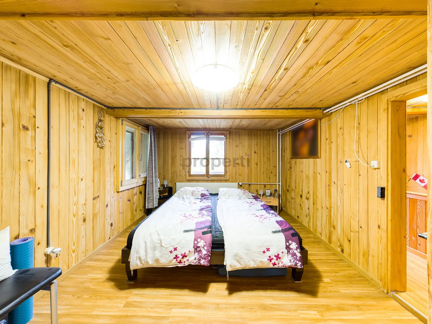 Maisonette spacieuse de 5,5 pièces avec un immense jardin paradisiaque - Photo 8 sur 13