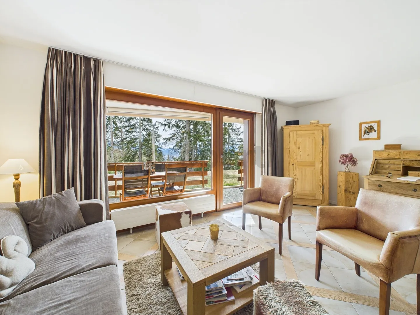 Apartment with magnificent view in Crans-Montana, VS - Photo 1 of 8