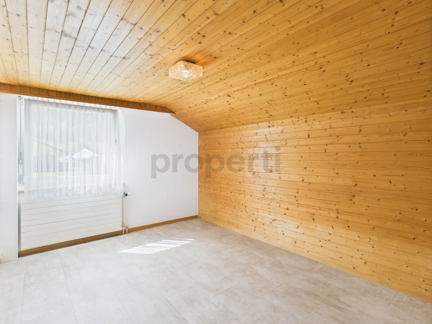 Your retreat with breathtaking mountain scenery - Photo 6 of 11