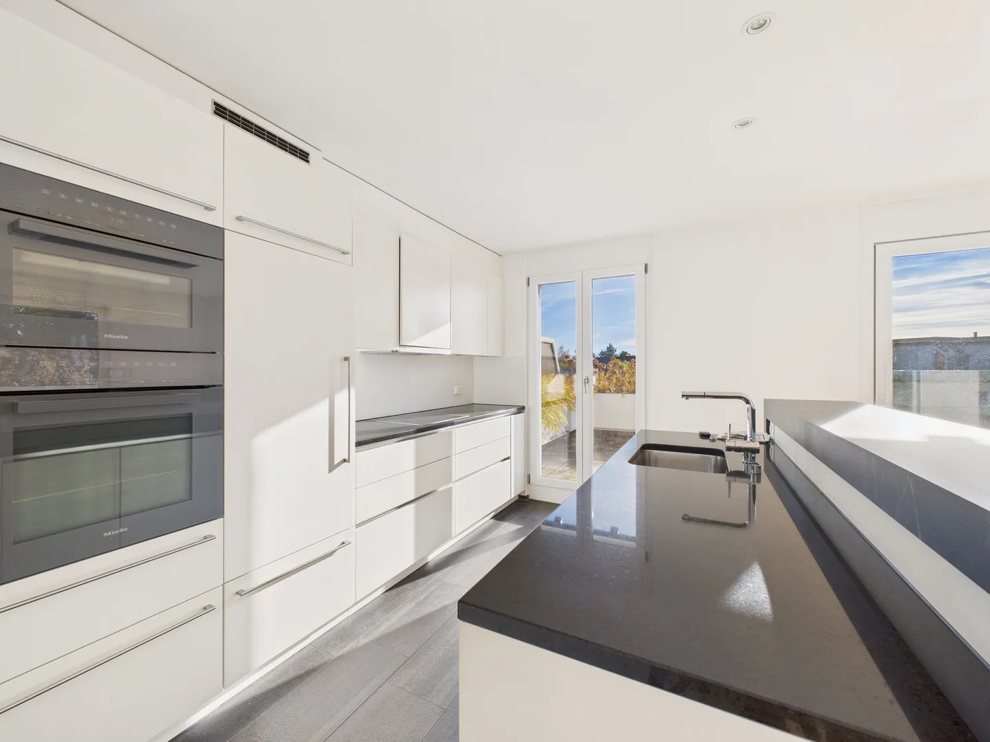 Reiheneinfamilienhaus mit Seesicht an bester Lage in Zollikon - Photo 5 of 13