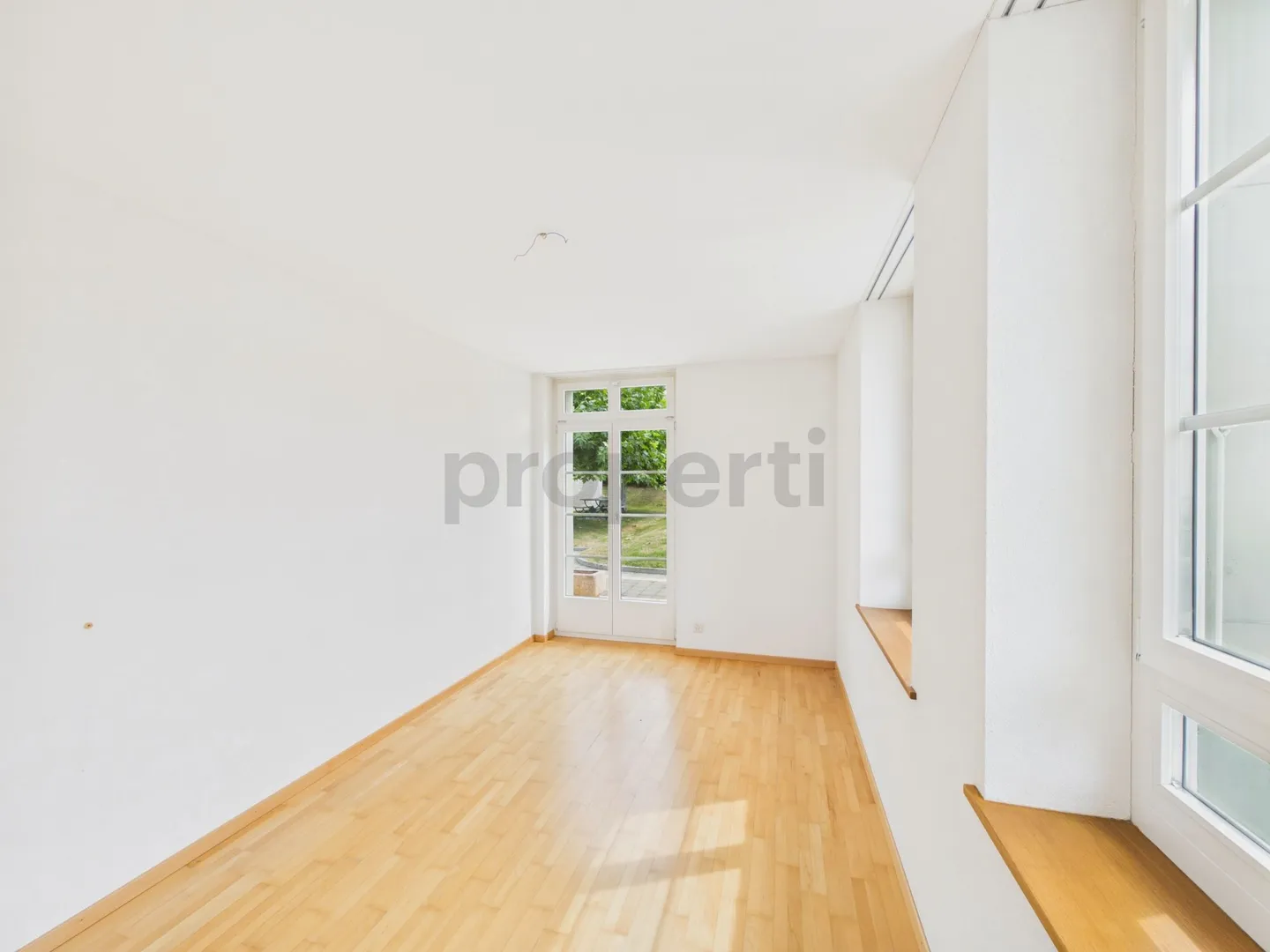 Appartement en duplex de 4,5 pièces, chauffage au sol et parking intérieur disponible - Foto 6 di 13