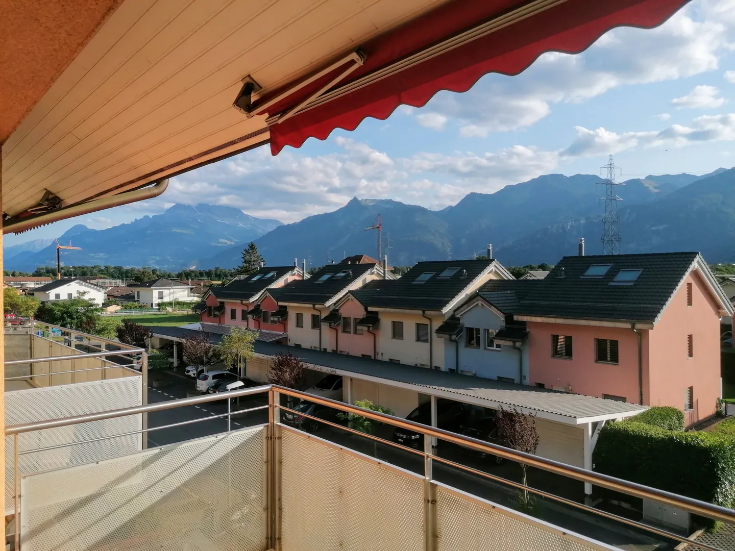 Superb 3.5-room duplex apartment with panoramic view in Roche (VD) - Photo 1 of 13