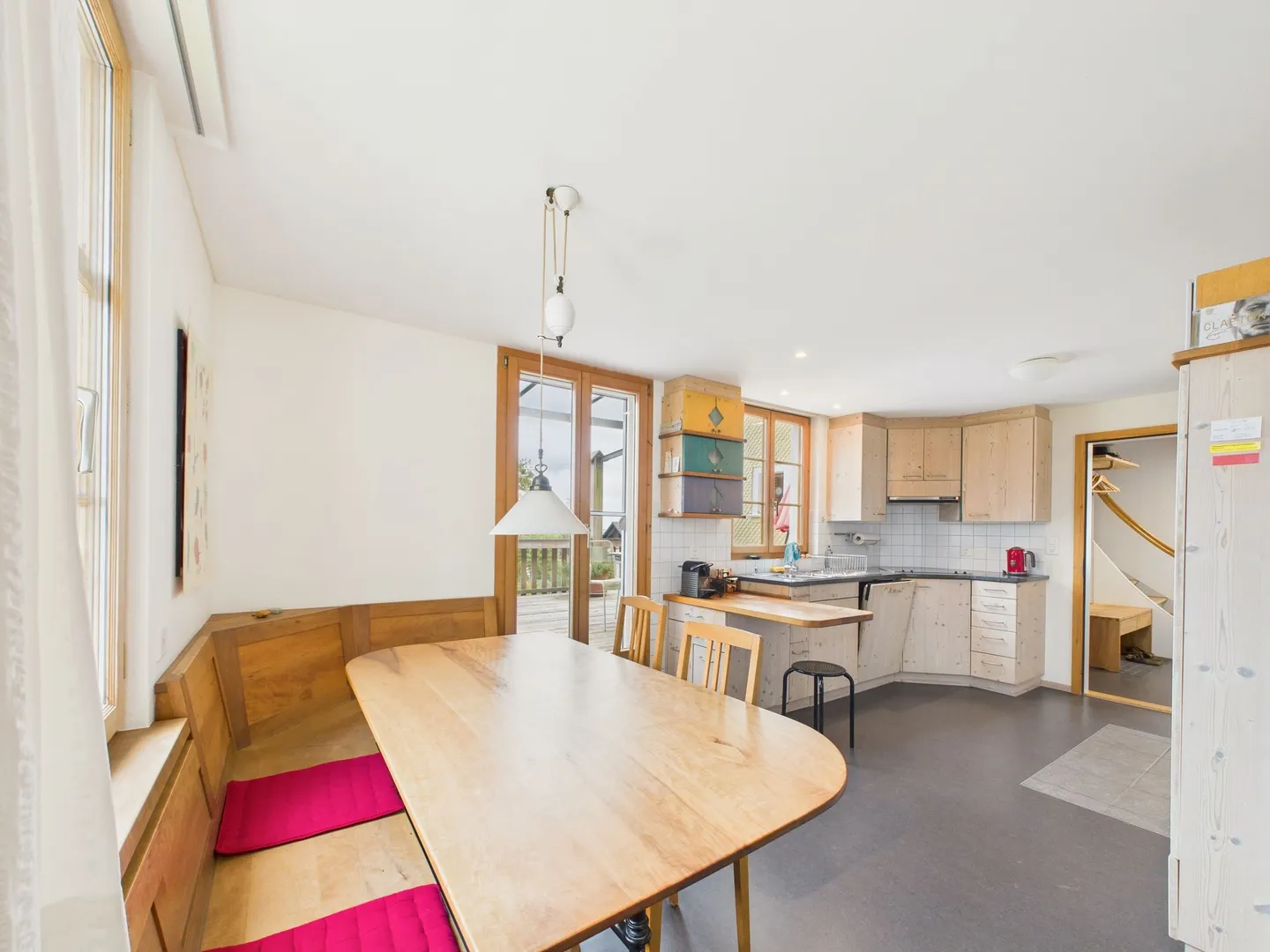 Cozy 5.5-room single-family house in Wolfhalden - furnished - Photo 4 of 13