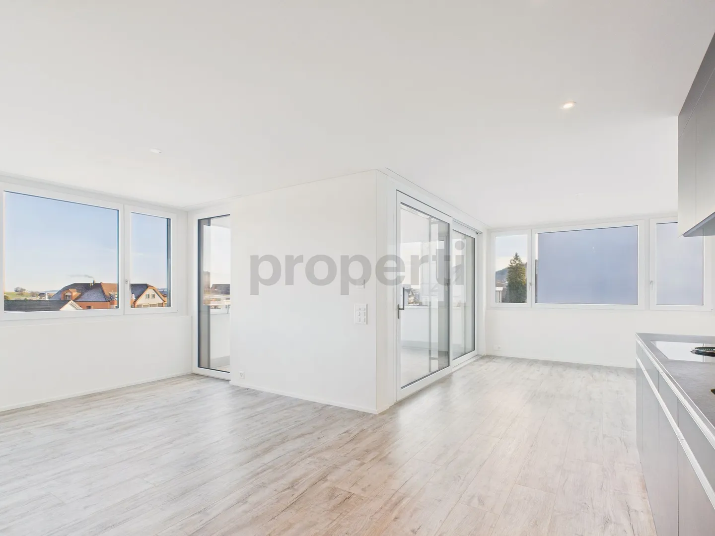 Appartement moderne de 2,5 pièces avec balcon à Rickenbach - Photo 2 sur 11