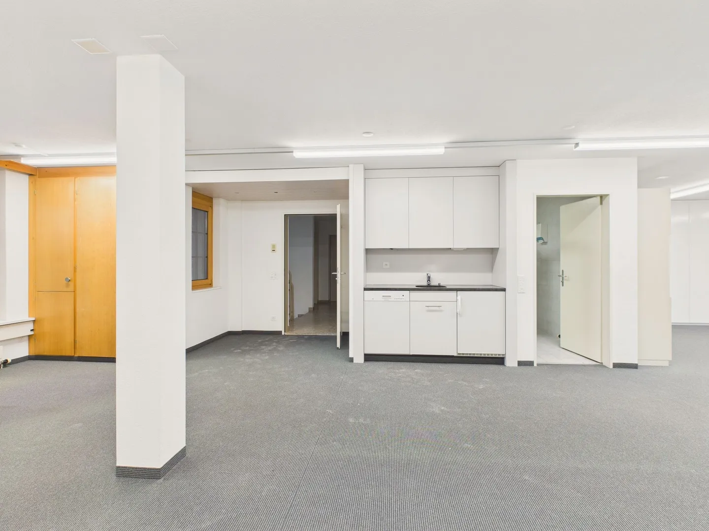 Frisch renovierte 2.5-Zimmer-Wohnung mit Seesicht in zentraler Lage Freienbach - Photo 6 sur 7