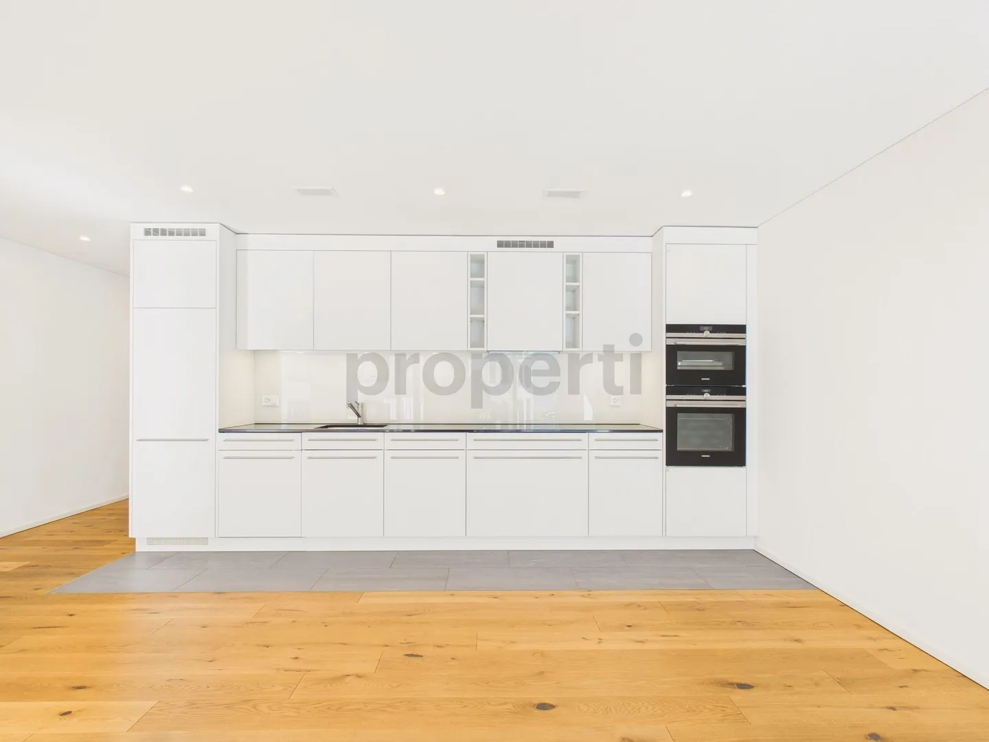 Appartamento moderno di 3,5 locali sul lago di Lucerna a Brunnen SZ - Foto 4 di 11