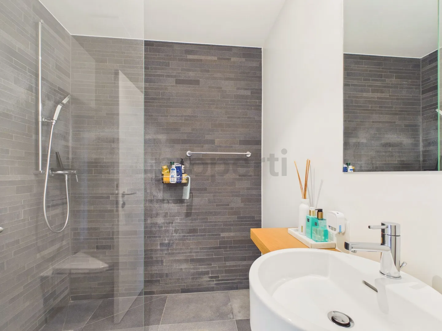 Appartement moderne de 4,5 pièces avec balcon, Allschwil - Photo 10 sur 12