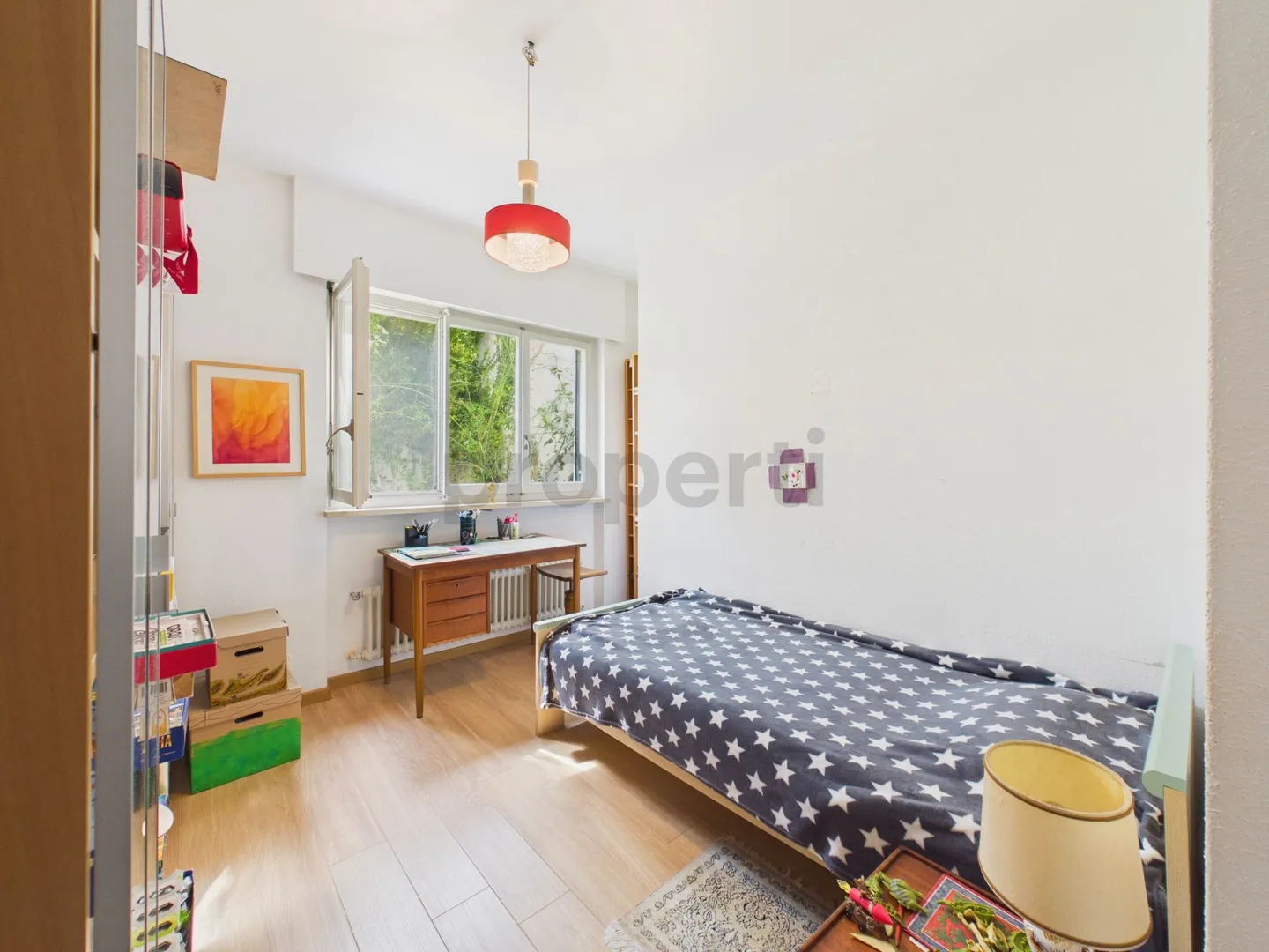 Land of 1,000 m², great renovation potential and pergola with fireplace - Photo 8 of 13