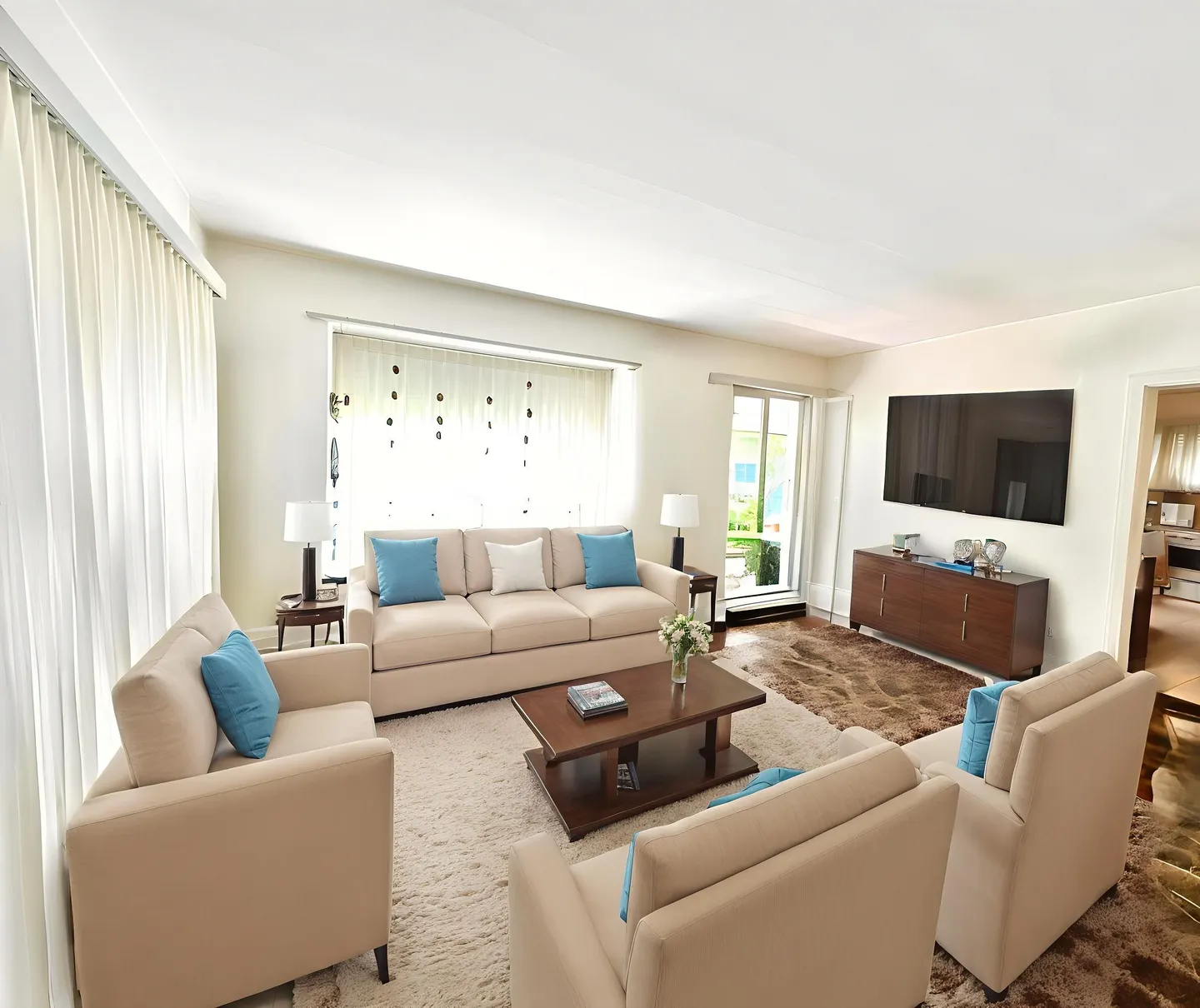 Maison spacieuse de 5,5 pièces avec jardin constructible (R2) et 4 garages à Bedano TI - Photo 4 sur 11