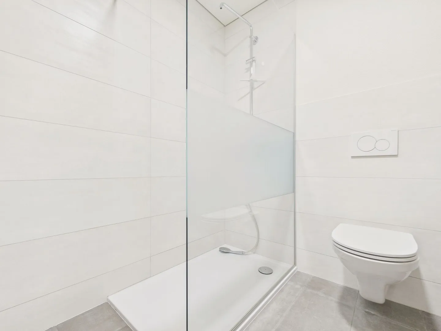 Modern and renovated loft in Bôle with charm, view and sunlight - Photo 8 of 9