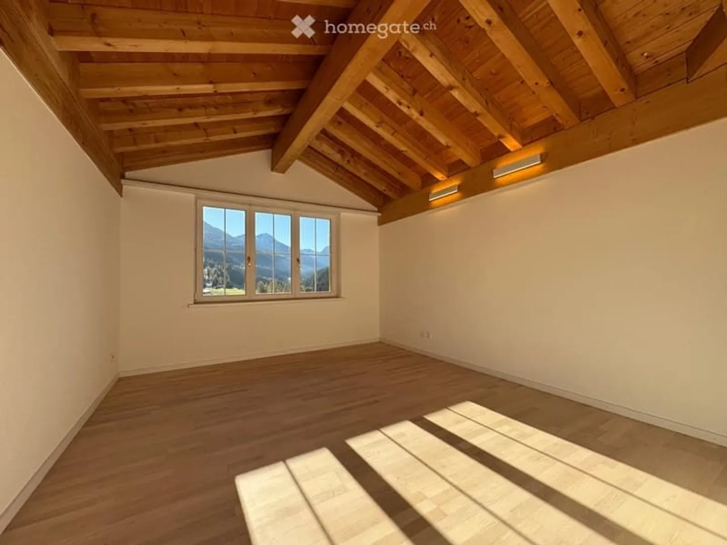 Penthouse spacieux de 5,5 pièces avec vue sur la montagne à Clavadel - Photo 7 sur 13