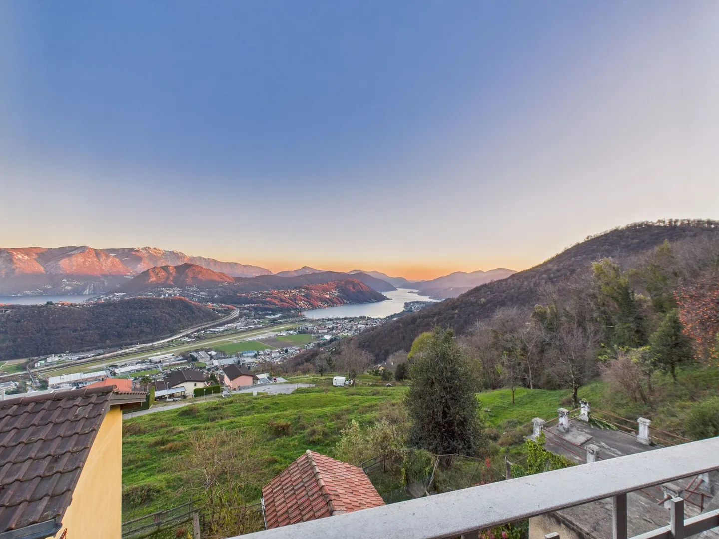 Charming townhouse in Cademario with breathtaking valley view - Photo 9 of 11