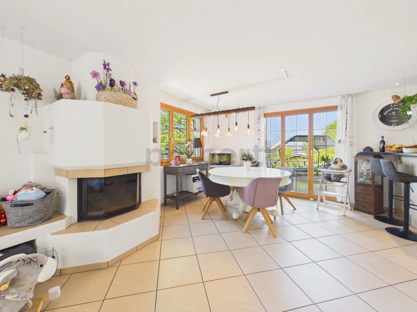 Exklusives Haus mit Aussenbereich & Sauna - Foto 4 von 13
