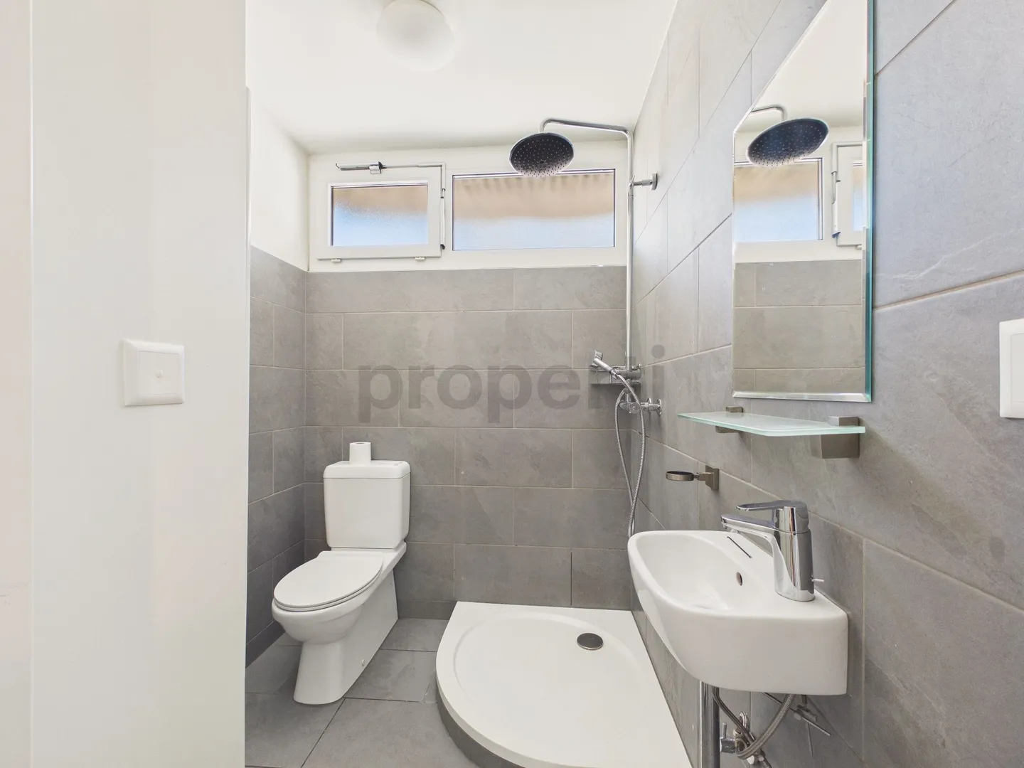 Appartement de jardin moderne de 4,5 pièces en emplacement central, Bâle - Photo 9 sur 10