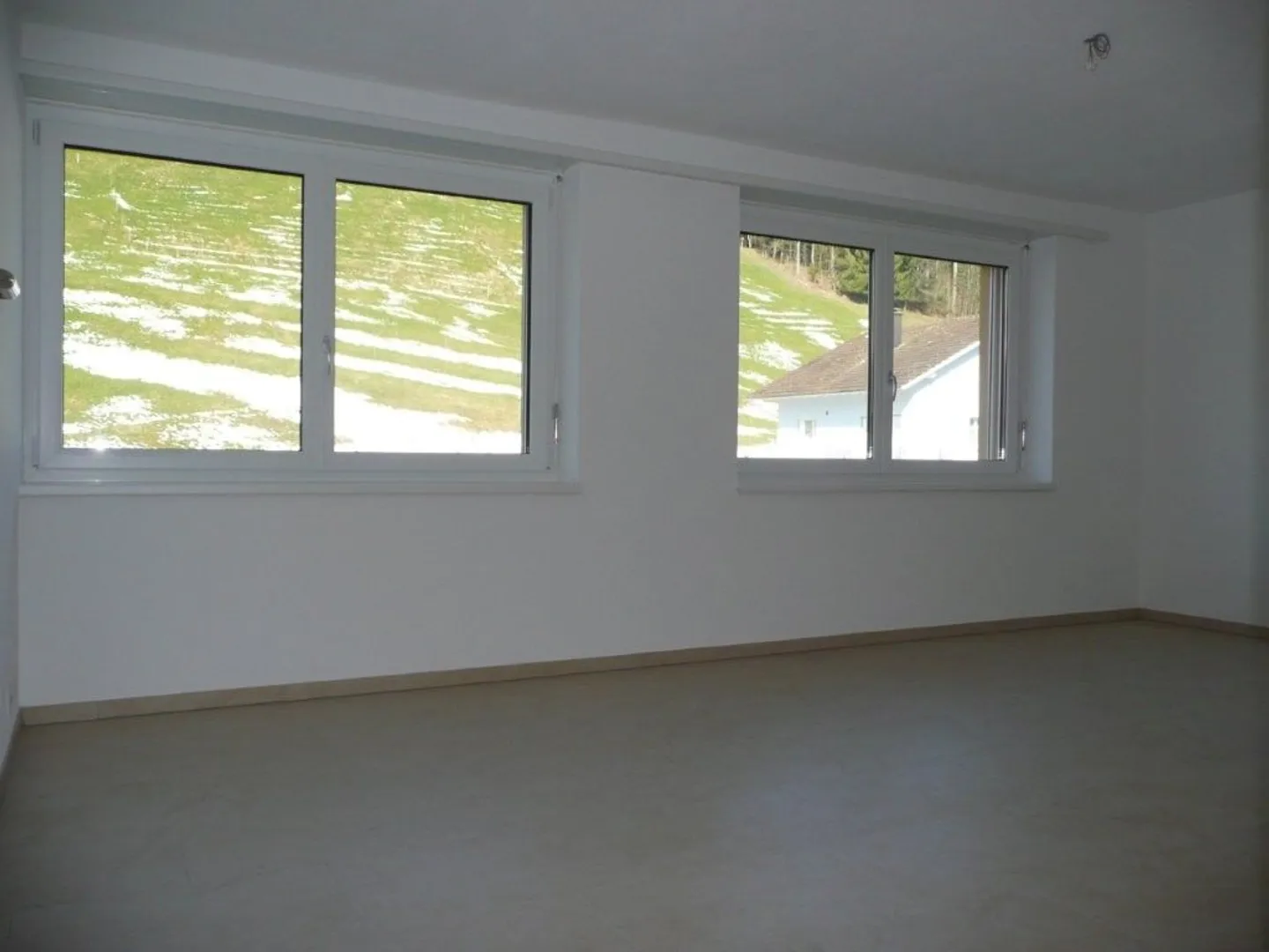 Modern 4.5-Zimmer-Apartment mit Balkon, Mosnang - Photo 6 of 10