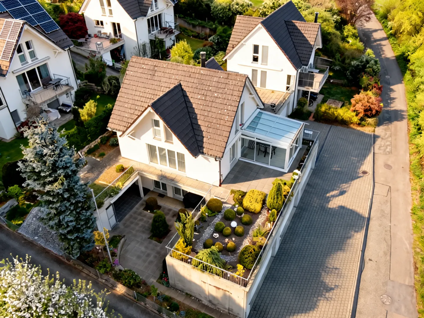 Charmantes Einfamilienhaus mit Garten - Foto 1 von 13