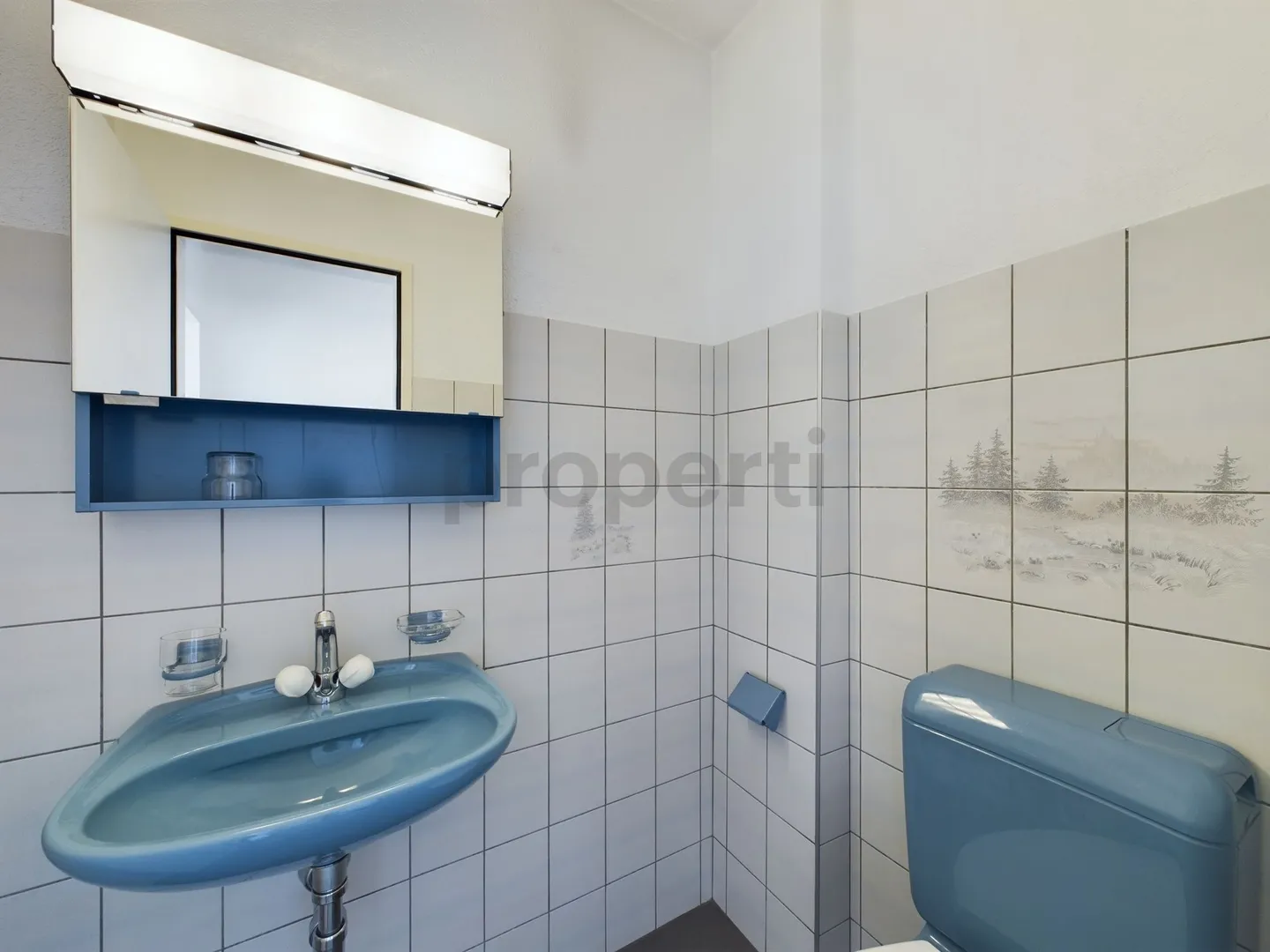 Appartement penthouse de 4,5 pièces de haute qualité avec deux balcons et cheminée à Niederönz - Photo 10 sur 12