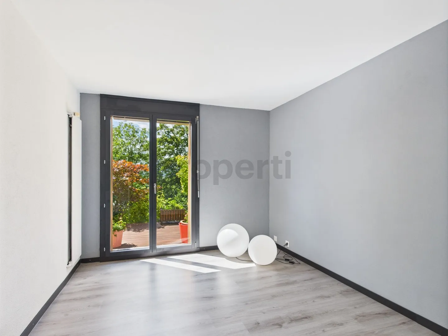 Superbe maison mitoyenne avec vue lac - Belmont-sur-Lausanne - Photo 8 sur 13