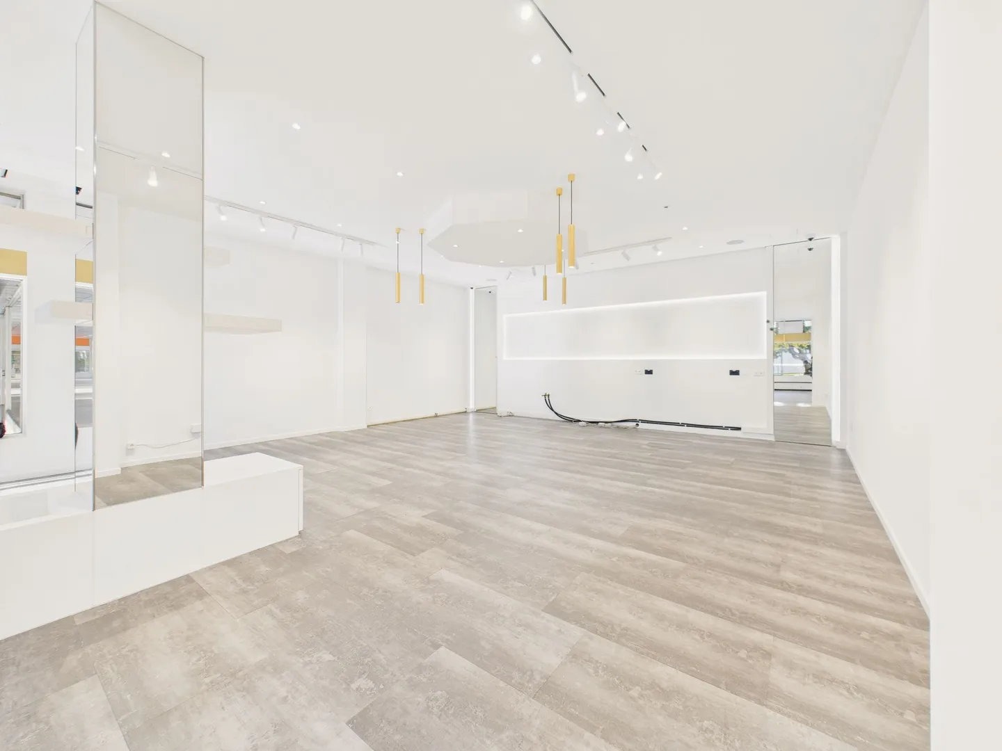 Eccellente locale commerciale nel cuore di Lugano, Canton Ticino - Photo 7 of 12