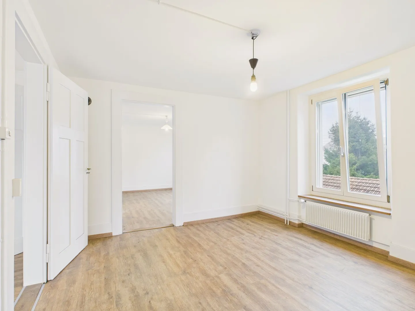 Appartamento 3.5 stanze a buon mercato, leggermente ristrutturato a Balsthal - Foto 4 di 11