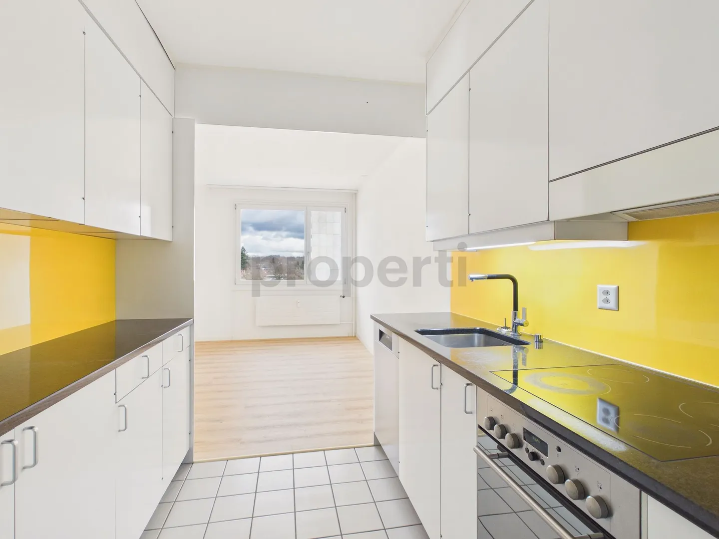 Modern 4.5-room apartment in Bern, Wittigkofen district - Photo 4 of 12