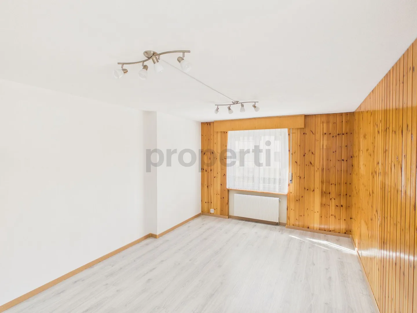 Spacious 5.5-room apartment with balcony, Unterbäch - Photo 4 of 13