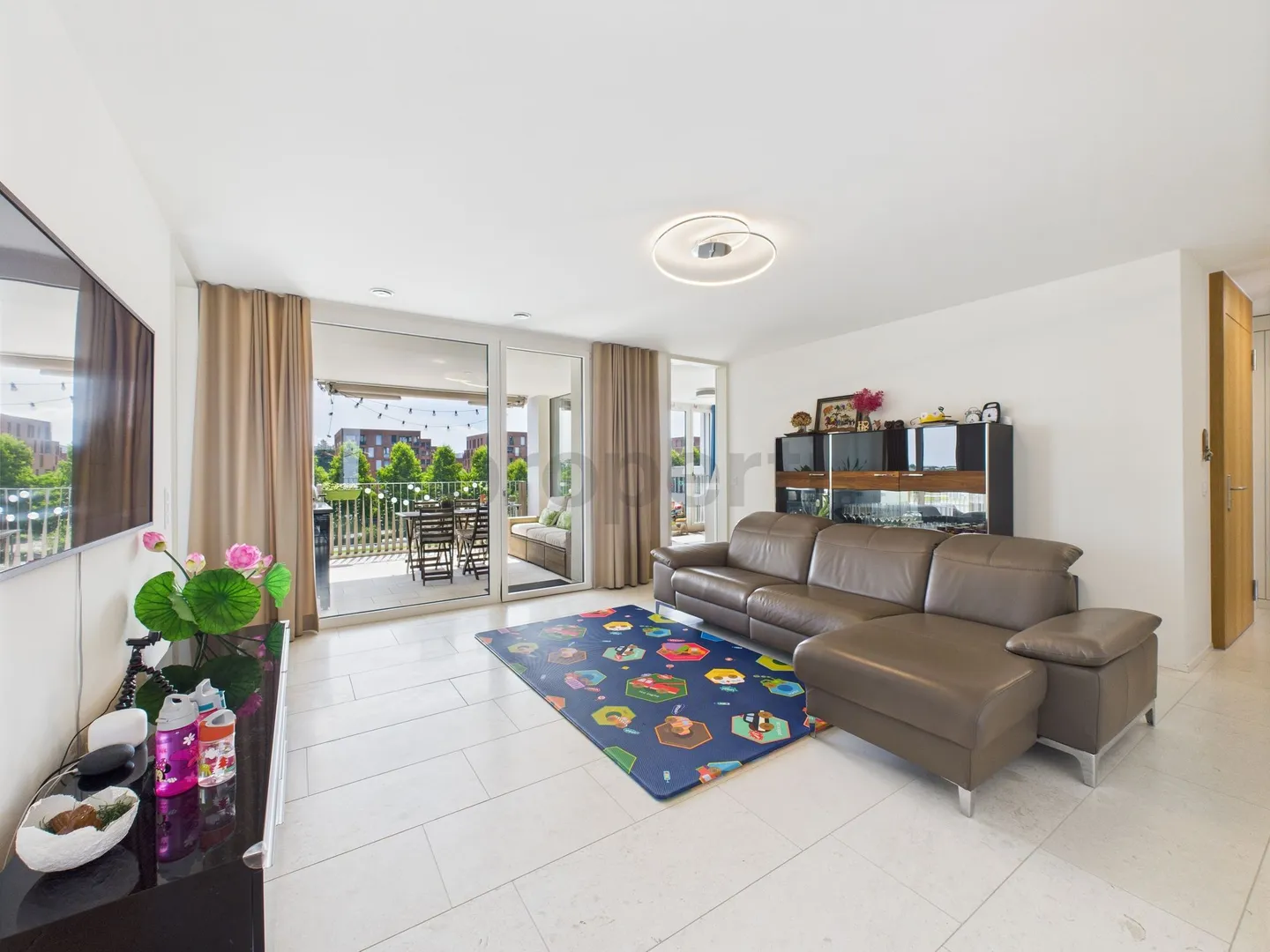 Stupendo appartamento di 4,5 stanze a Zurigo con vista libera - Foto 1 di 7