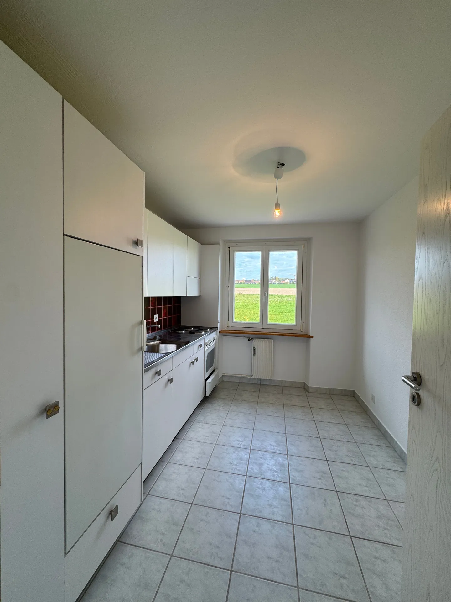 Charmante Wohnung mit Balkon - Foto 2 von 9