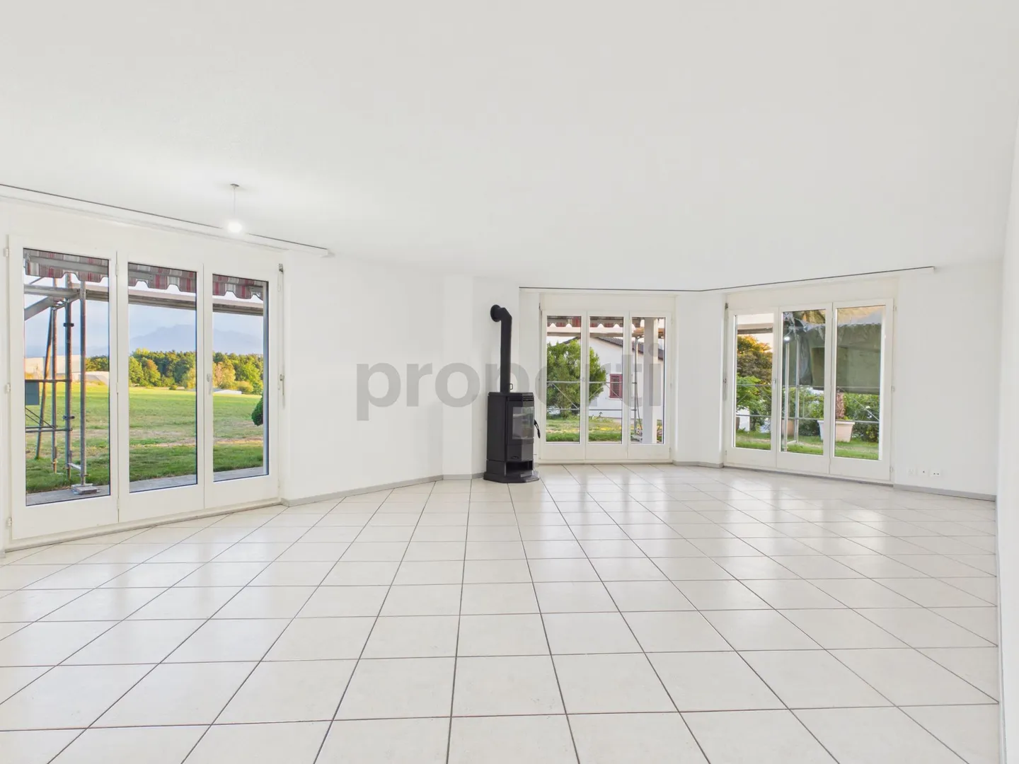 Renovierte Wohnung mit Garten - Foto 1 von 12
