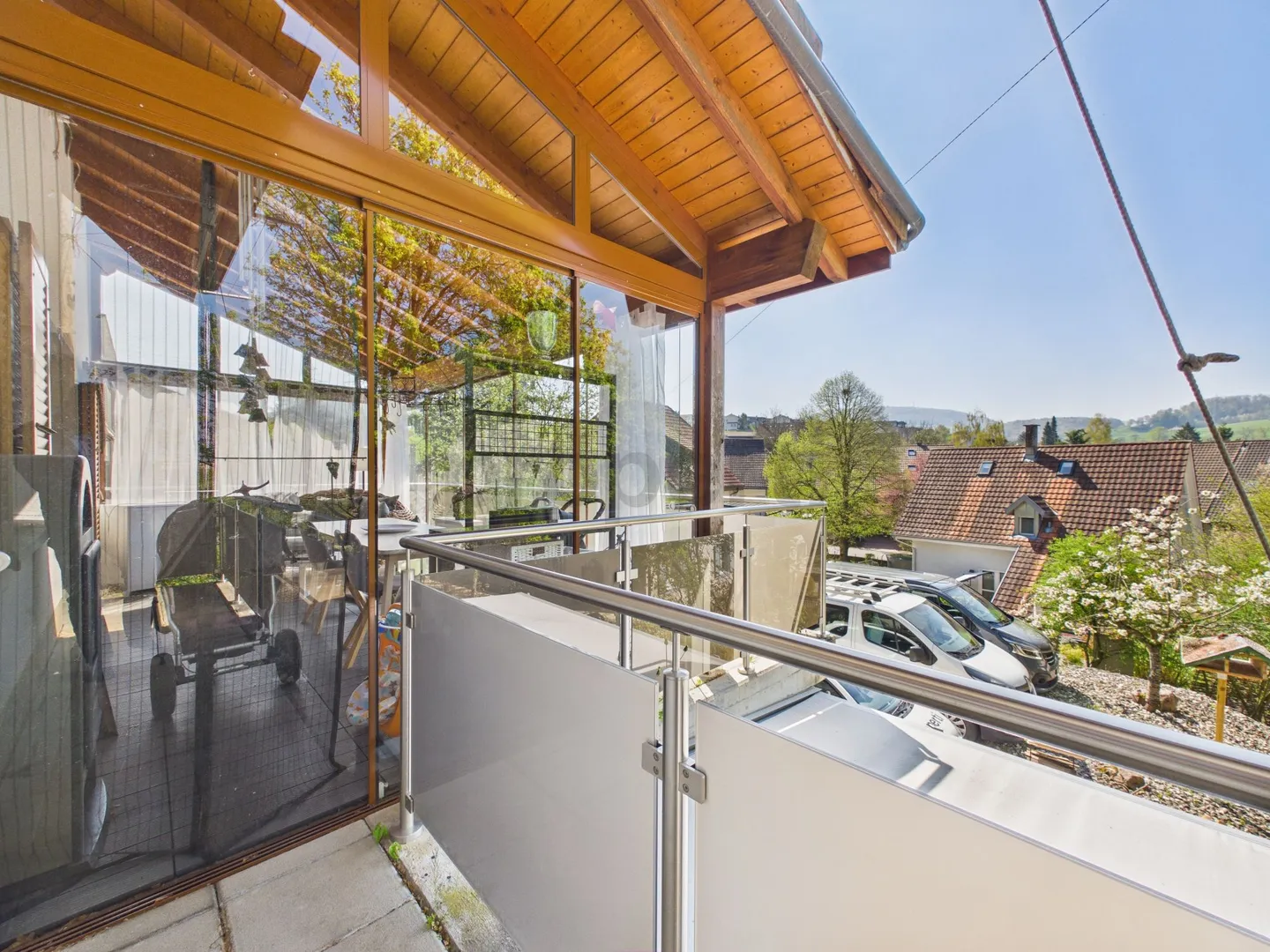 Exklusives Haus mit Aussenbereich & Sauna - Foto 6 von 13