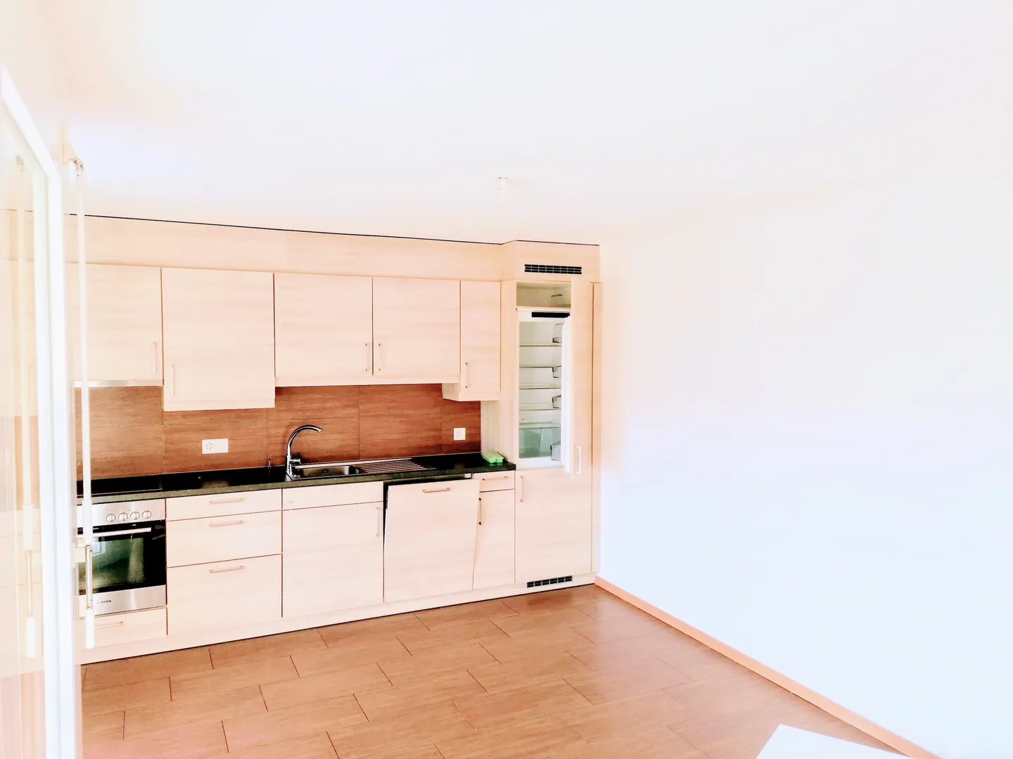 Superb 3.5-room duplex apartment with panoramic view in Roche (VD) - Photo 4 of 13