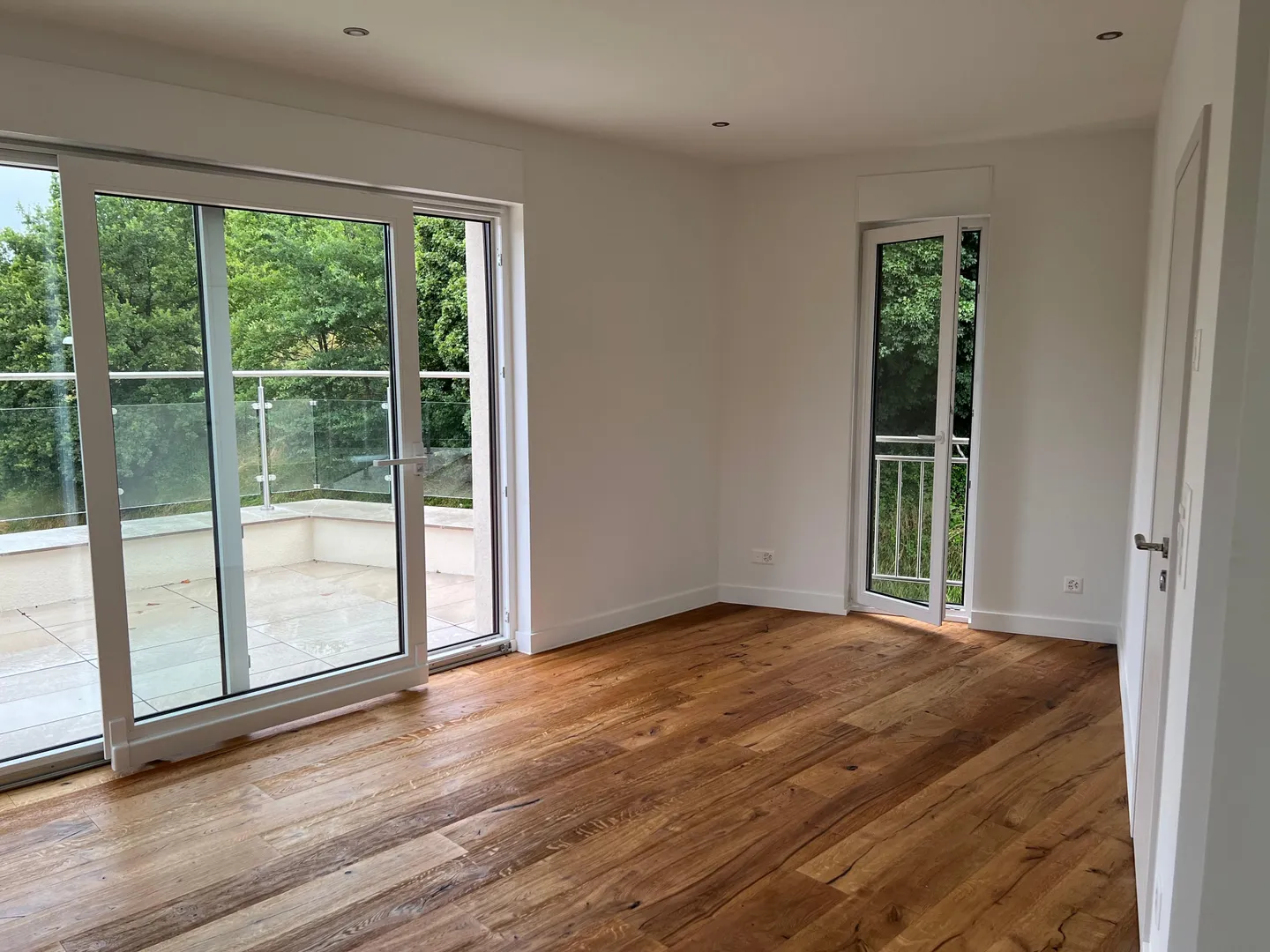 Modern 2.5 Room Apartment in the Idyllic Rheinhalden Quarter - Photo 6 of 13