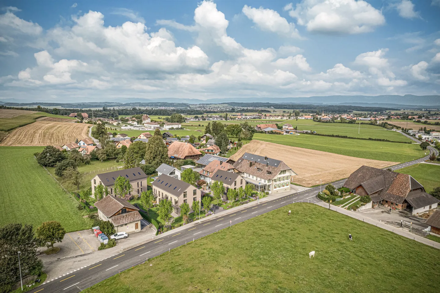 ATTRACTIVE DEVELOPMENT POTENTIAL ON 3,202 m² - Photo 5 of 5