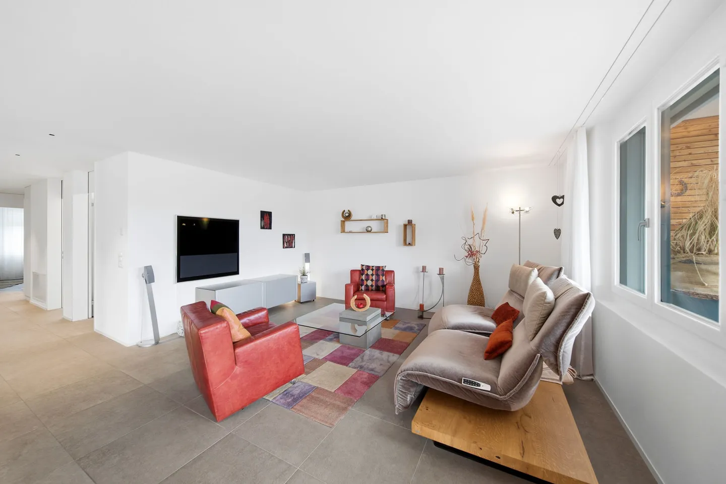 CLASS AND COMFORT IN NATURE – NEW 4.5 ROOM APARTMENT - Photo 3 of 5