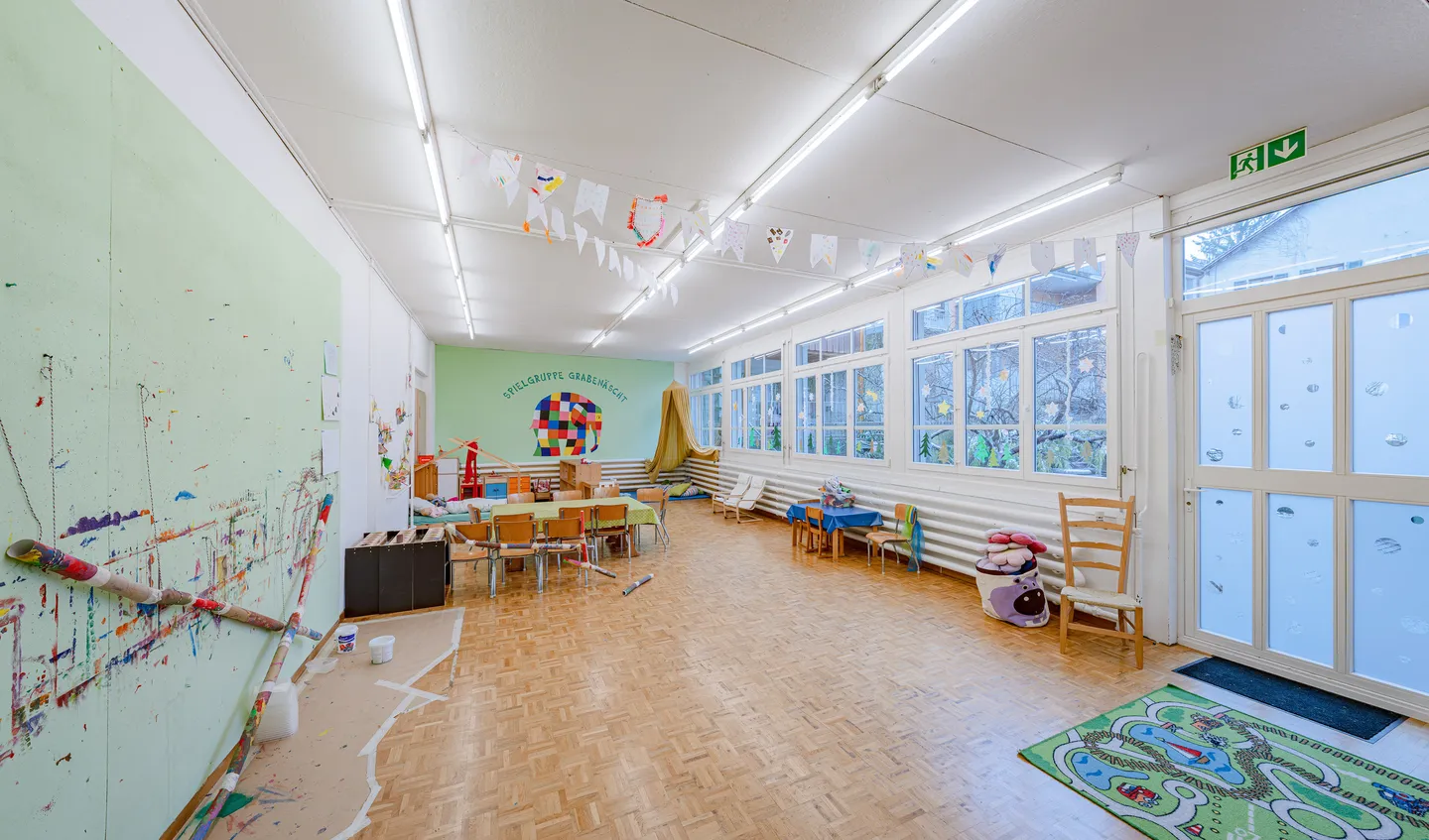 Charmantes Mehrfamilienhaus - Foto 2 von 5