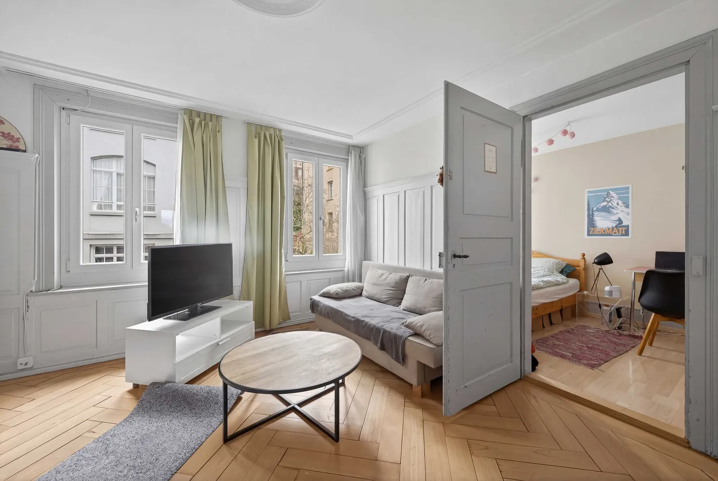 OPPORTUNITÉ RARE DANS LE CENTRE-VILLE – TRIPLEX ABORDABLE - Photo 2 sur 5