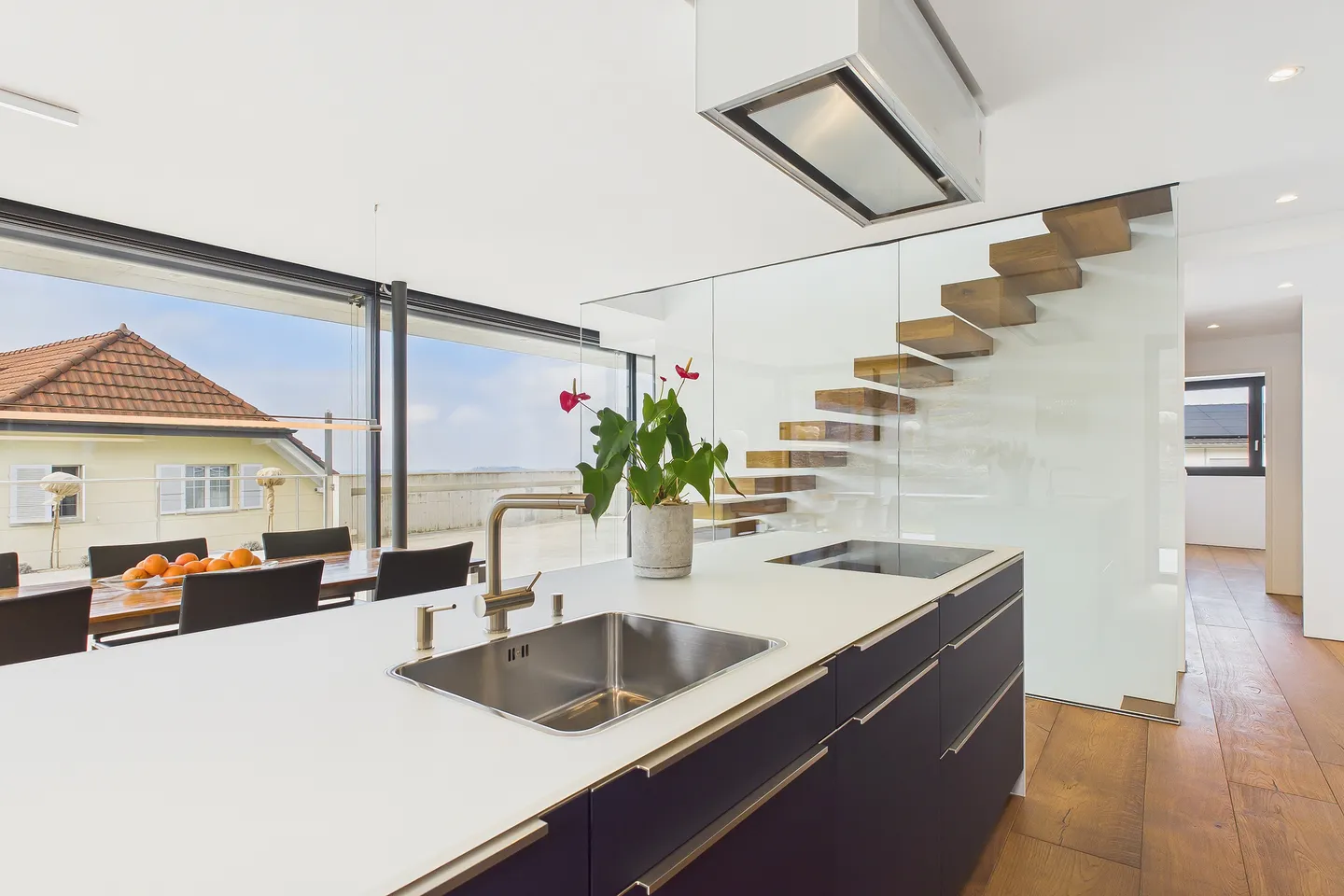 CASA D'ARCHITETTO MODERNA CON ESTETICA IN CEMENTO TIMELESS - Foto 5 di 5